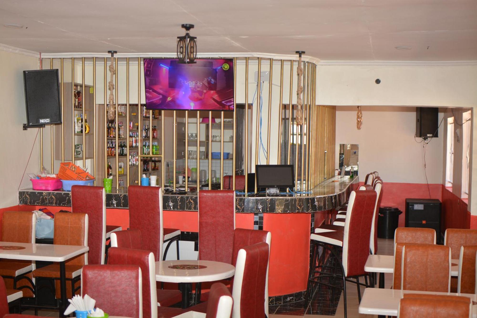 The Farm Bar And Restaurant Hotel Kakamega Exterior photo