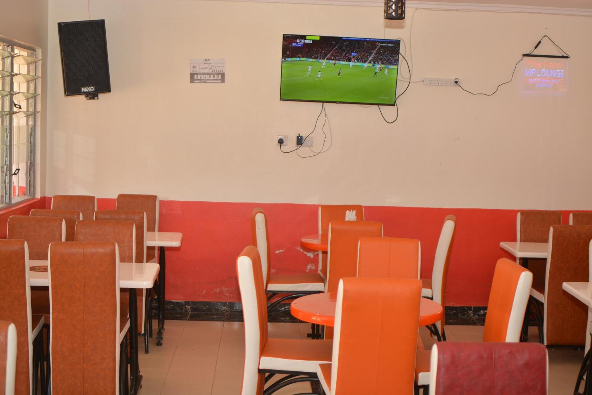 The Farm Bar And Restaurant Hotel Kakamega Exterior photo